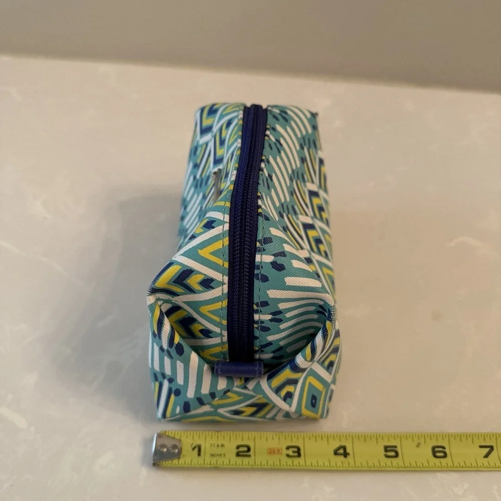Vibrant Tropical Cosmetic Bag Green/Blue Geometric Design Stella‎ & Dot